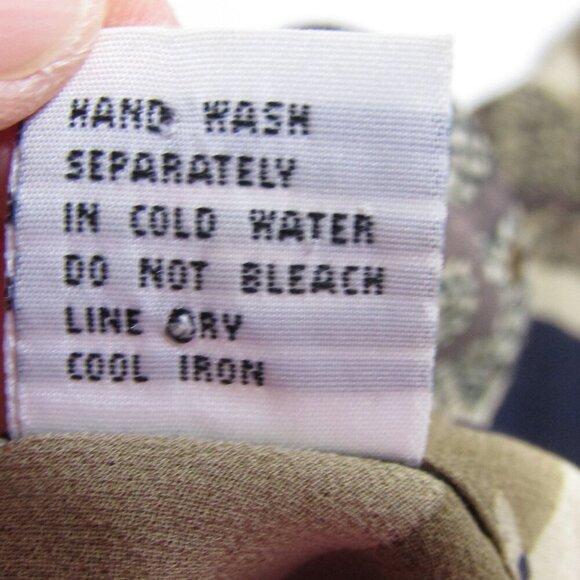 VTG SILK Safari BOHO M Africa Animal Print Button Front Novelty Top Retro Brown - Picture 9 of 10